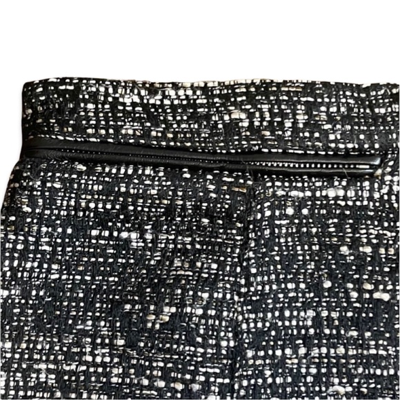 H&M || Boucle Mini Skirt | Black & White || size 10 - Picture 6 of 13